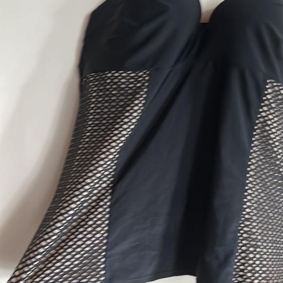 Cacique swim size 42c tankini top - Picture 2 of 8